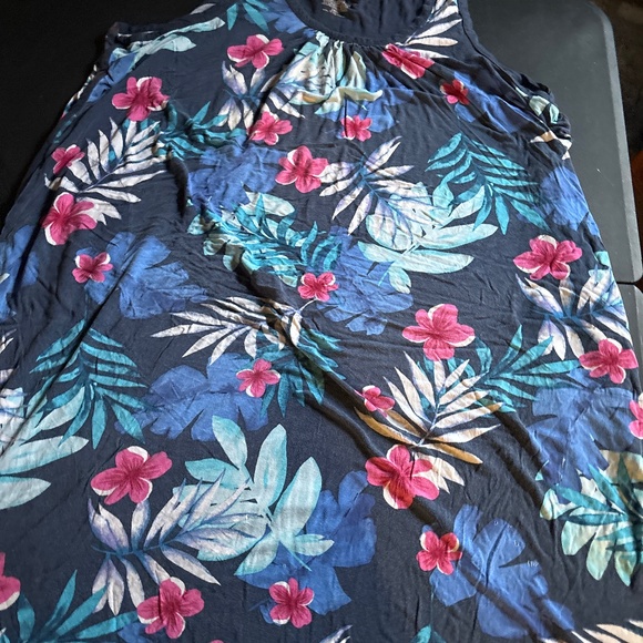 house dress - Picture 1 of 1